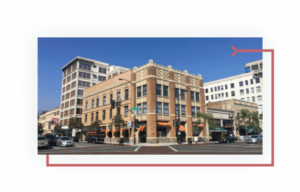 Union Savings Bank in Pasadena, corner view